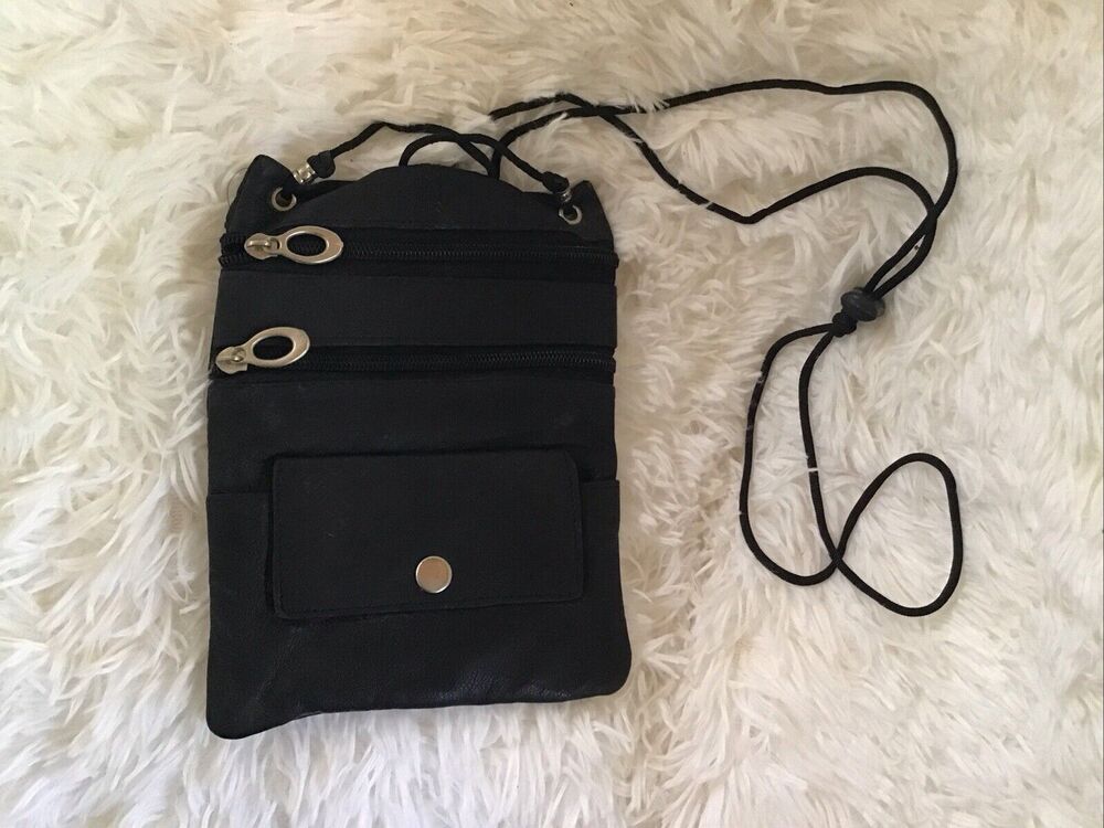 Small Black Crossbody Pouch Handbag Adjustable Strap Pockets Zip Travel Casual